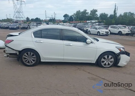 2011 Honda Accord 3.5 Ex-L из США, поврежденный, VIN 1HGCP3F82BA024497